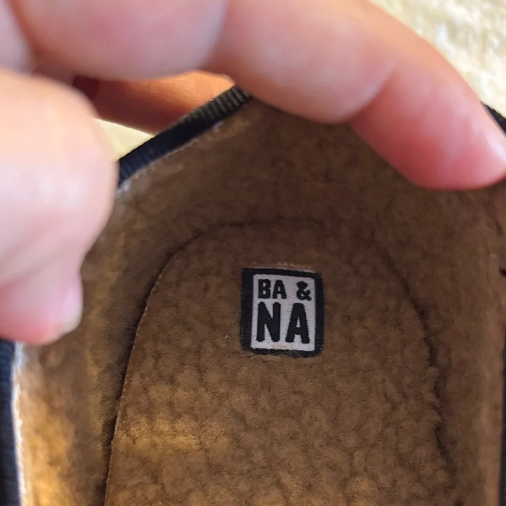 Elegant Black Kids Slippers